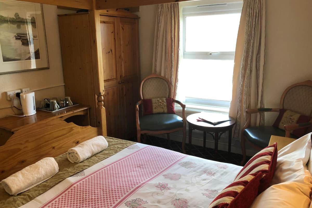 desk, iron/ironing board, free cots/infant beds, free wifi