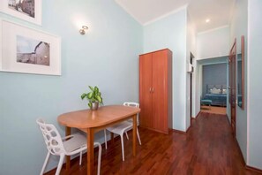 Essbereich im Zimmer