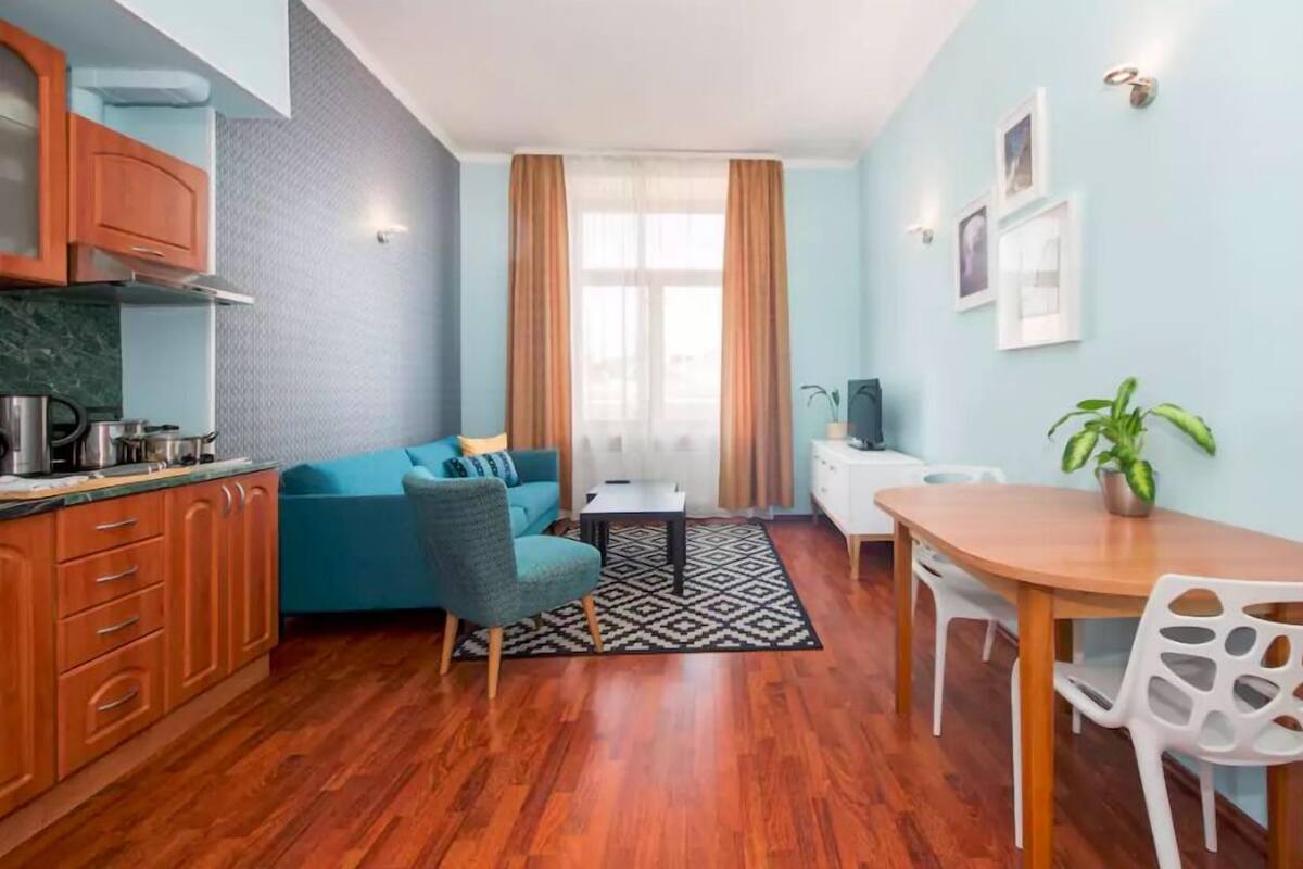 7 bedrooms, desk, iron/ironing board (on request), free WiFi