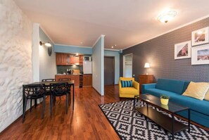 7 slaapkamers, een bureau, een strijkplank/strijkijzer, gratis wifi