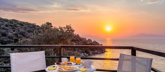 Nafsika Sea View Apartments