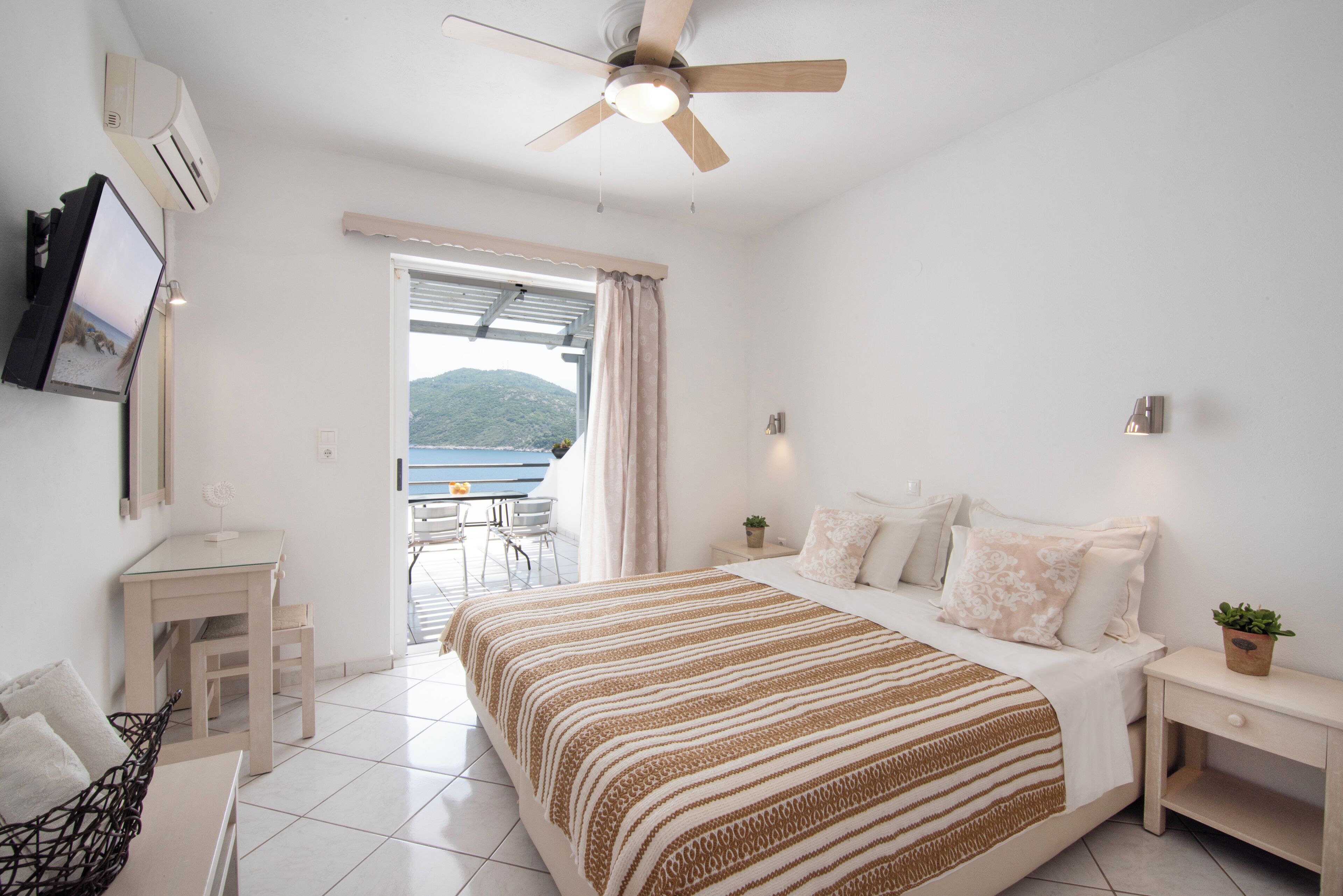 1 bedroom, premium bedding, in-room safe, individually decorated