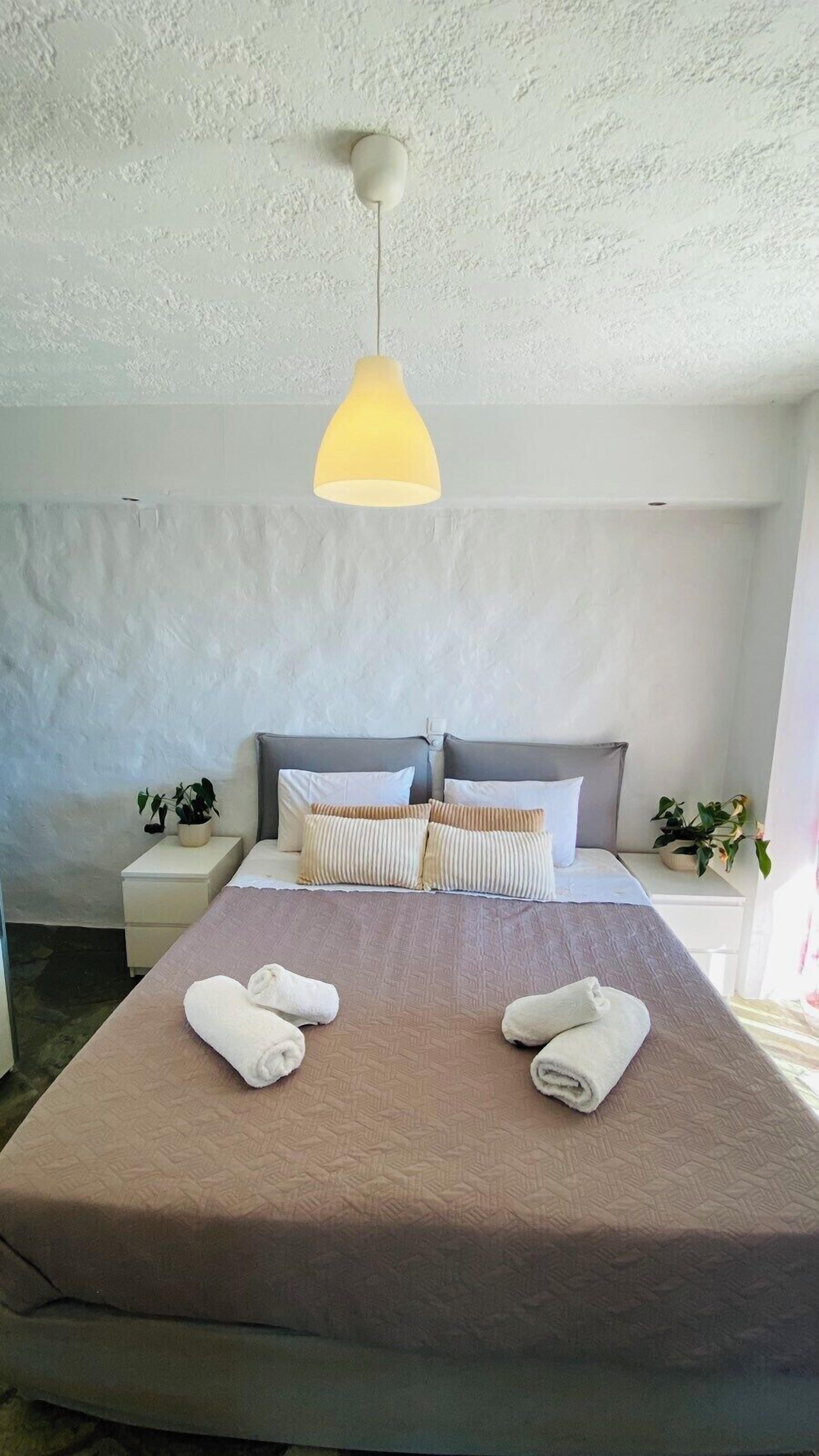 Superior Villa | Memory foam beds, in-room safe, laptop workspace, soundproofing