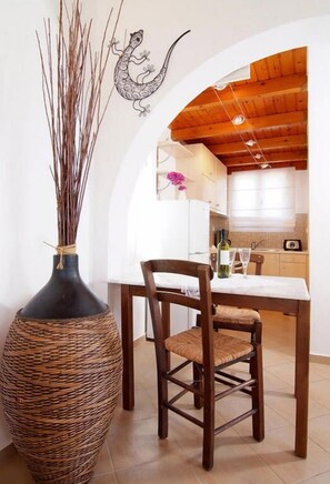 Villa | In-room dining - Nafsika Residences (Samos)