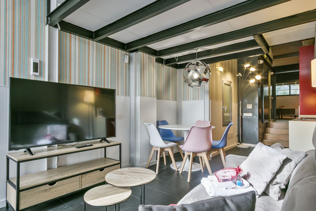 Loft Standard (5 people) | Soggiorno | TV a schermo piatto