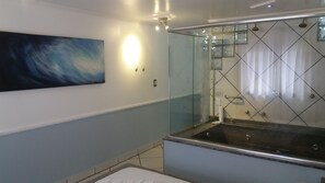 Suite Deluxe, 1 lit double | Baignoire à jets