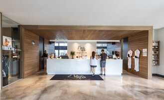 Couples treatment rooms, sauna, hot tub, steam room, Turkish bath