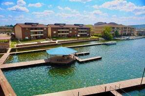 Lake - Sunbay Resort (Hot Springs)