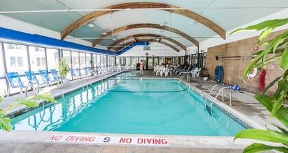 Holly Tree Resort, a VRI Resort