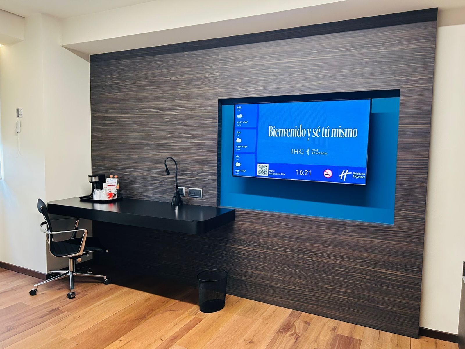 Photo - Holiday Inn Express Mexico Aeropuerto by IHG