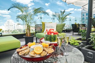 Frühstück, Mittagessen und Abendessen