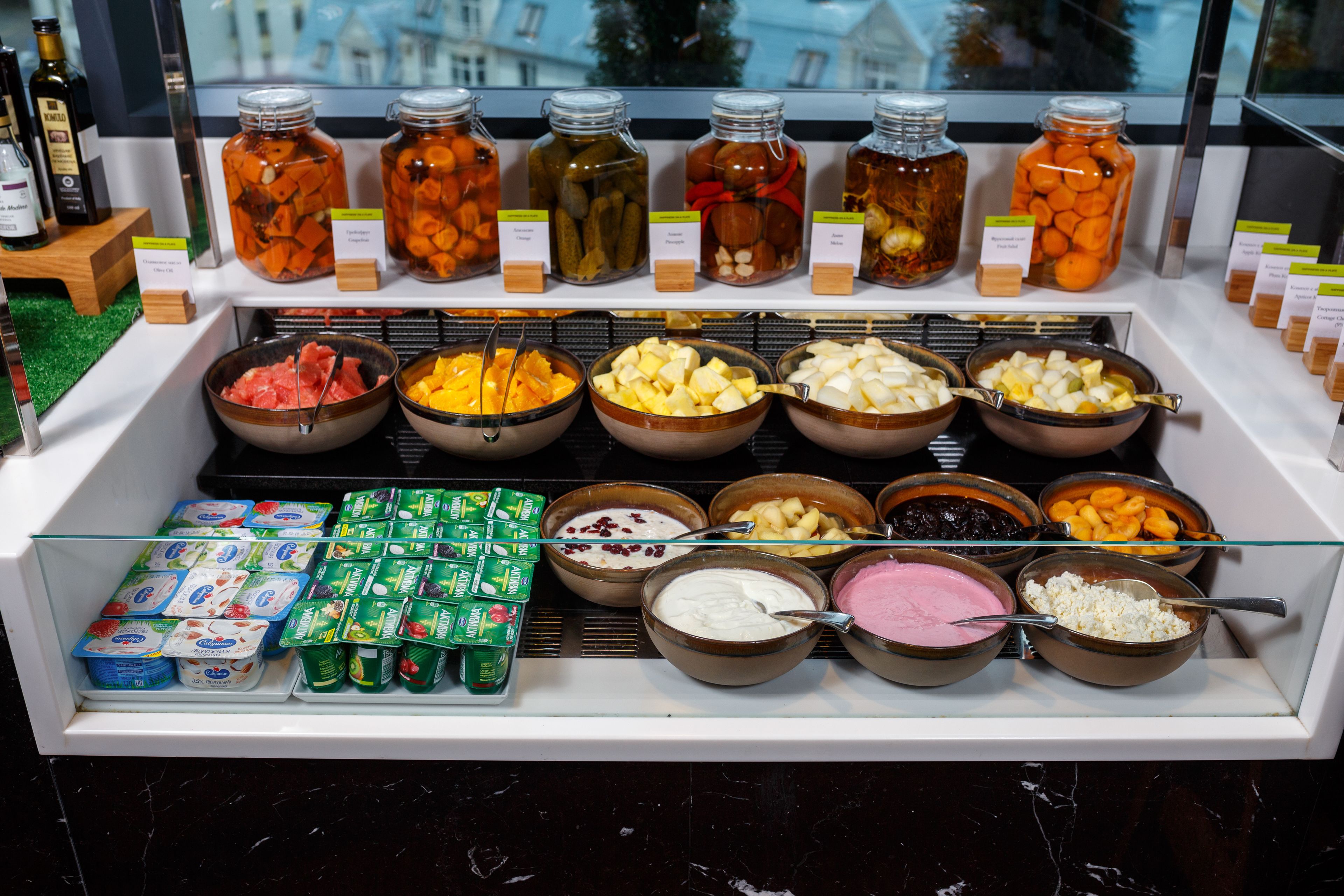 Daily buffet breakfast (BYN 85 per person)