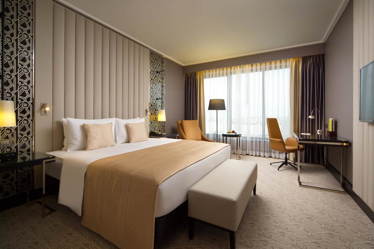 Select Comfort beds, minibar, in-room safe, desk