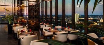 DoubleTree by Hilton Hotel Minsk