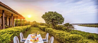 Paraa Safari Lodge