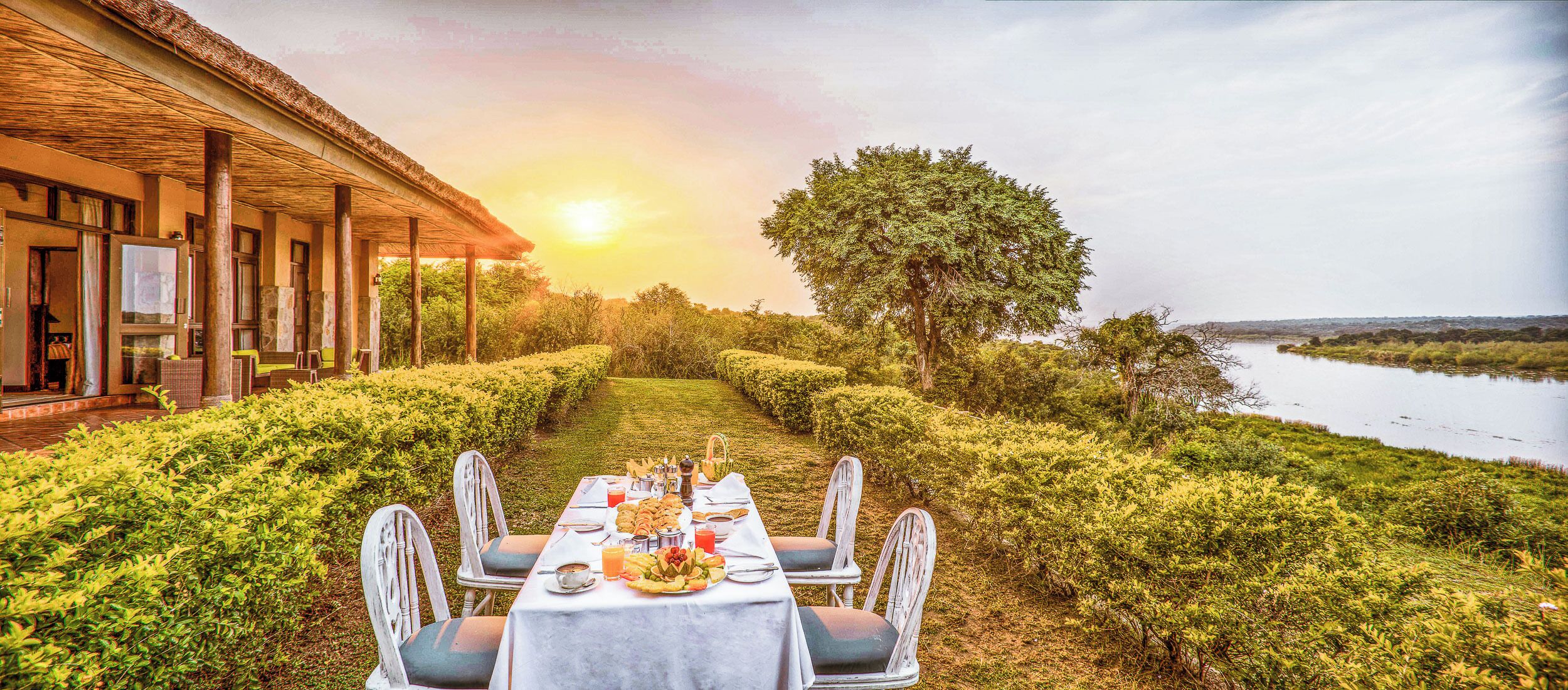 Signature Cottage (Queens Cottage) | Water view