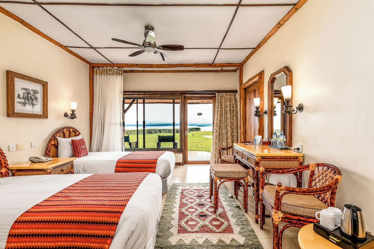 Classic Room, Lake View