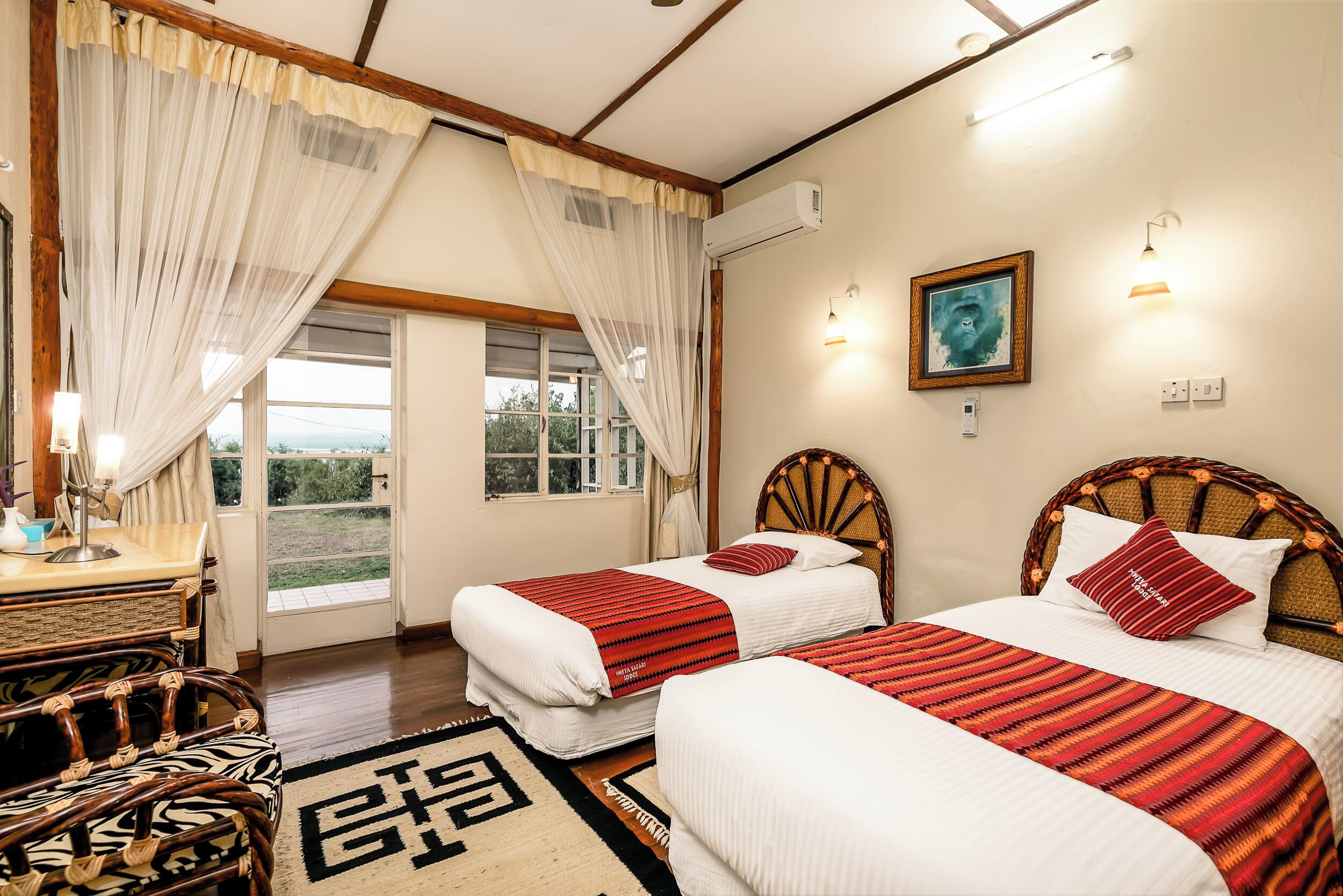 Classic Cottage, 2 Bedrooms | Hypo-allergenic bedding, in-room safe, laptop workspace, bed sheets