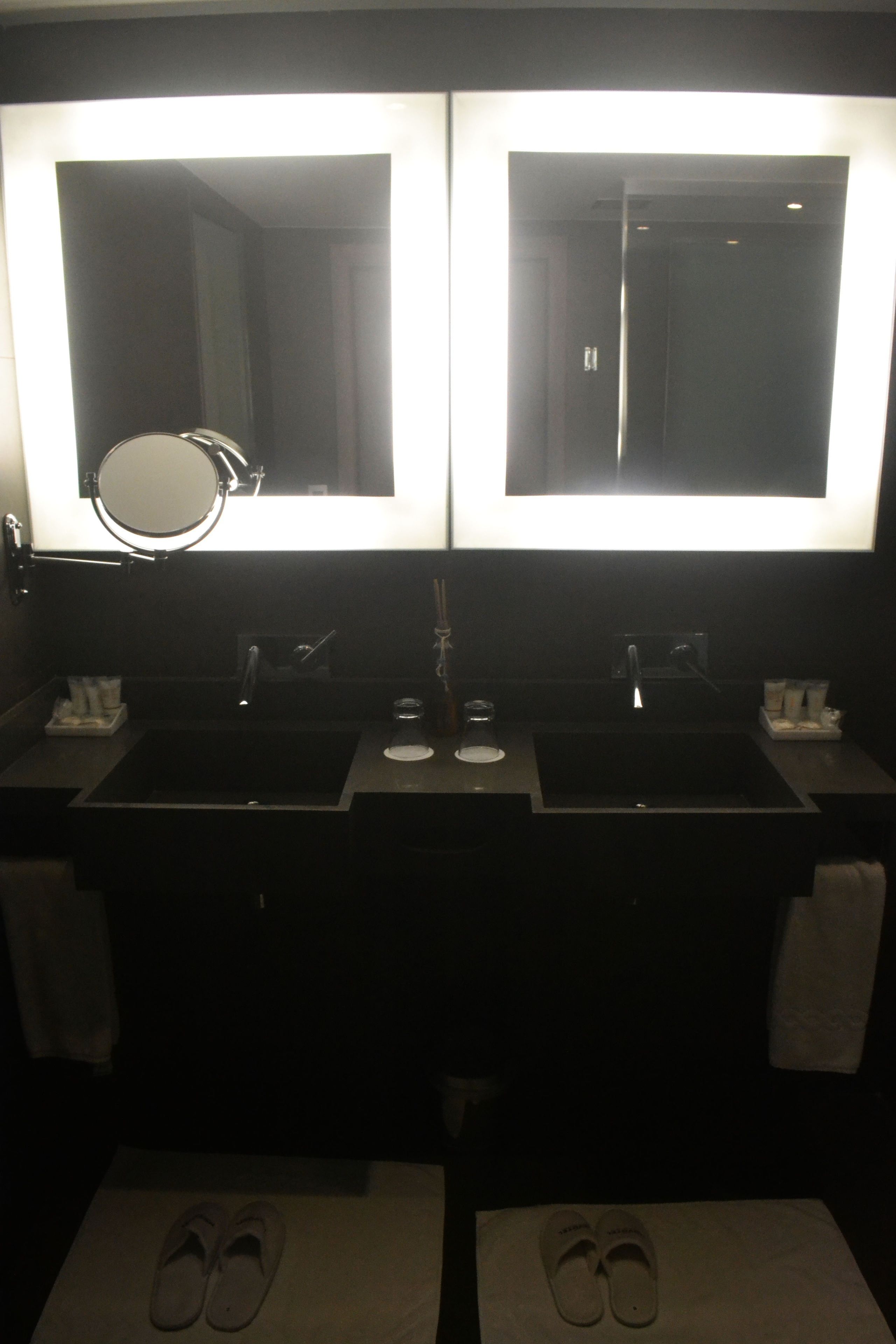 minibar, in-room safe, desk, soundproofing