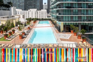 Terrace/patio - Dua Miami, Autograph Collection (Miami)