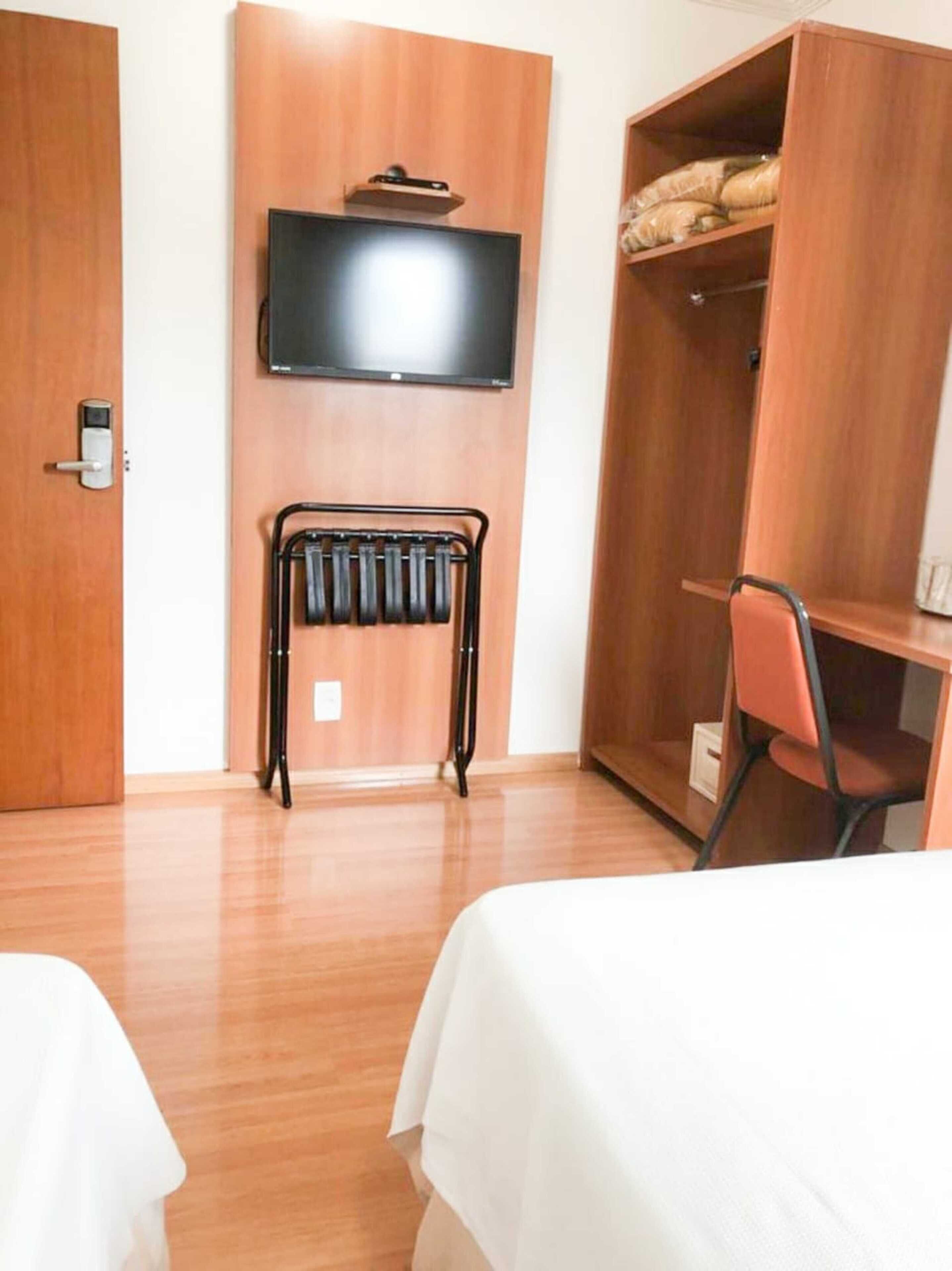 Photo - Millian Hotel