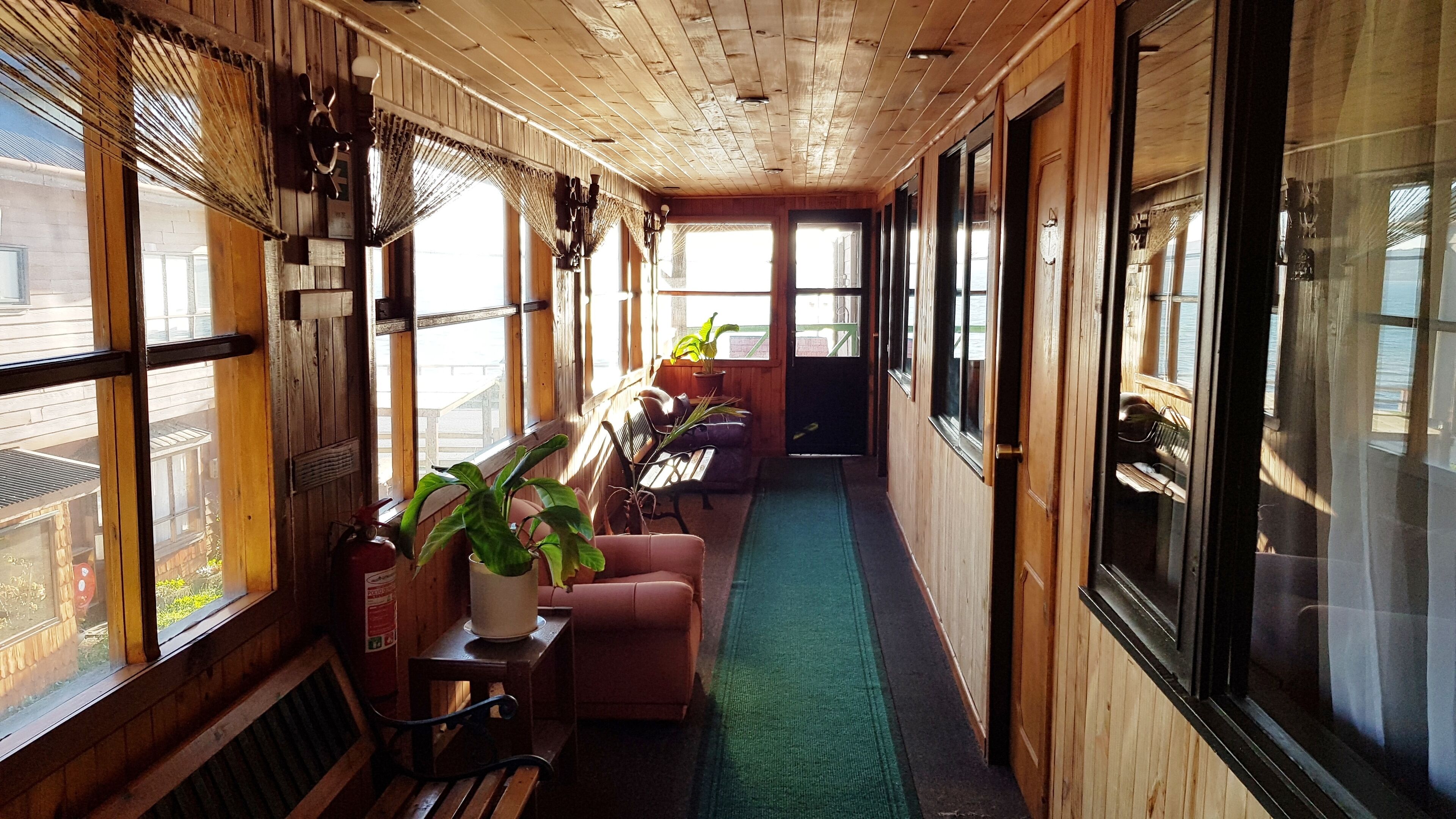 2 bedrooms, premium bedding, free wifi, bed sheets