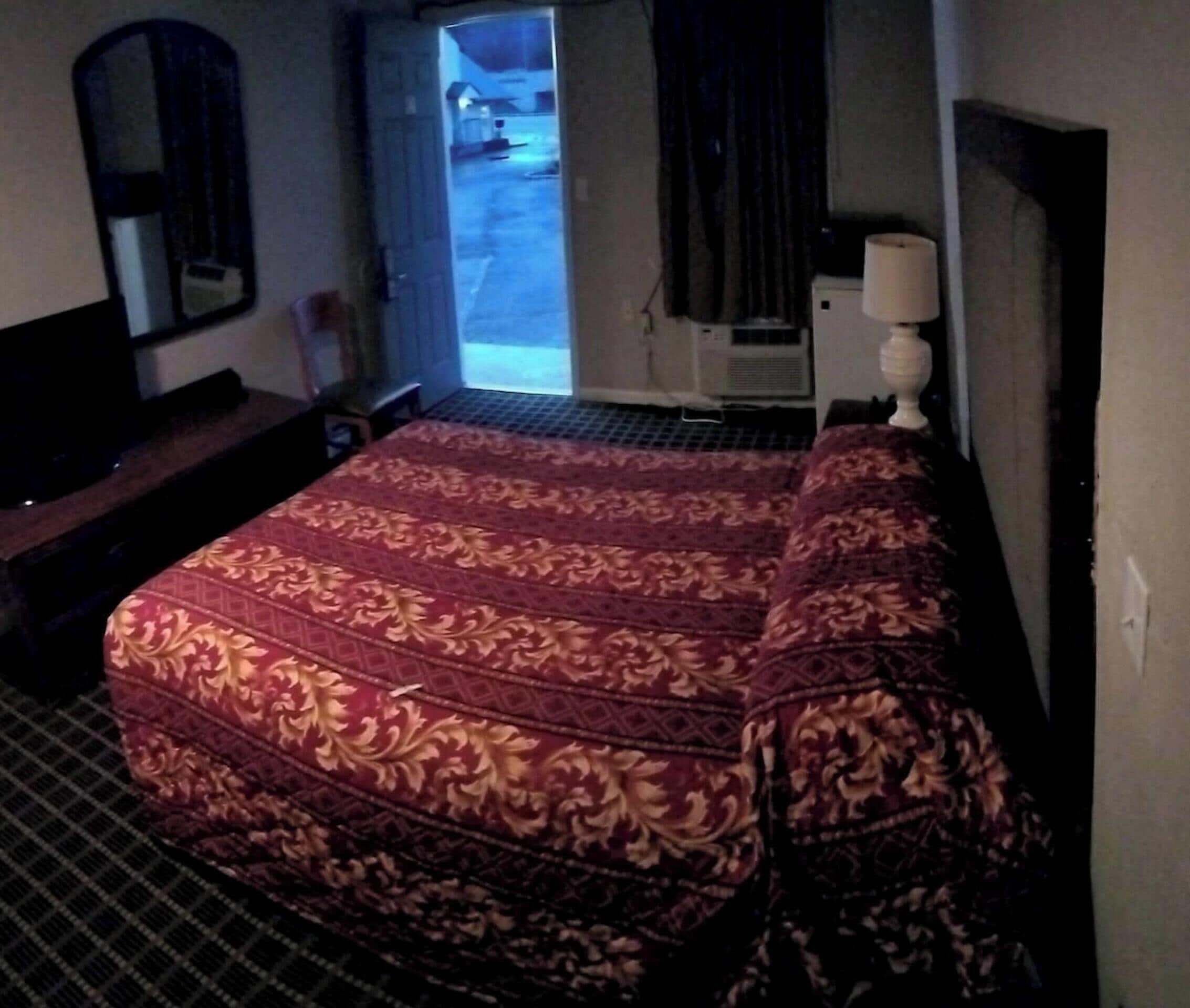 Wifi gratis y ropa de cama