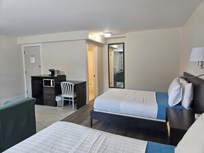 Standard Room, 2 Double Beds | Desk, iron/ironing board, free WiFi, bed sheets - Leelas Villa Inn Flesherton (Grey Highlands)