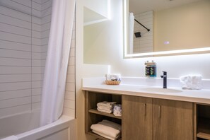 Room, 2 Queen Beds | Bathroom