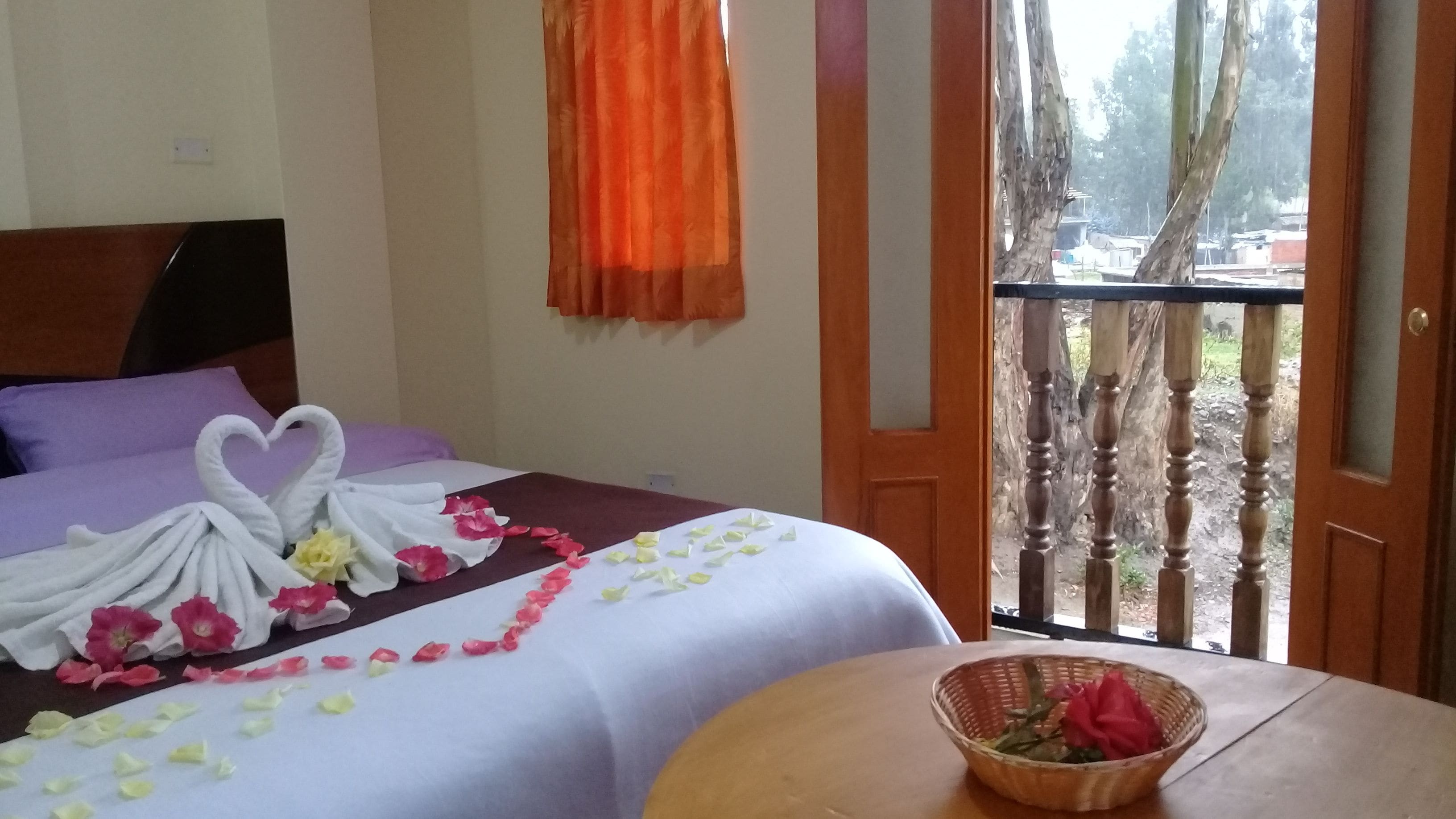 Escriptori, llits addicionals, wifi gratuïta i roba de llit 