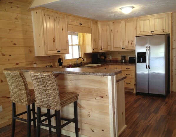 Cabin, 2 Bedrooms, Hot Tub | Private kitchen | Coffee/tea maker - The Lemmon Drop (Ellijay)