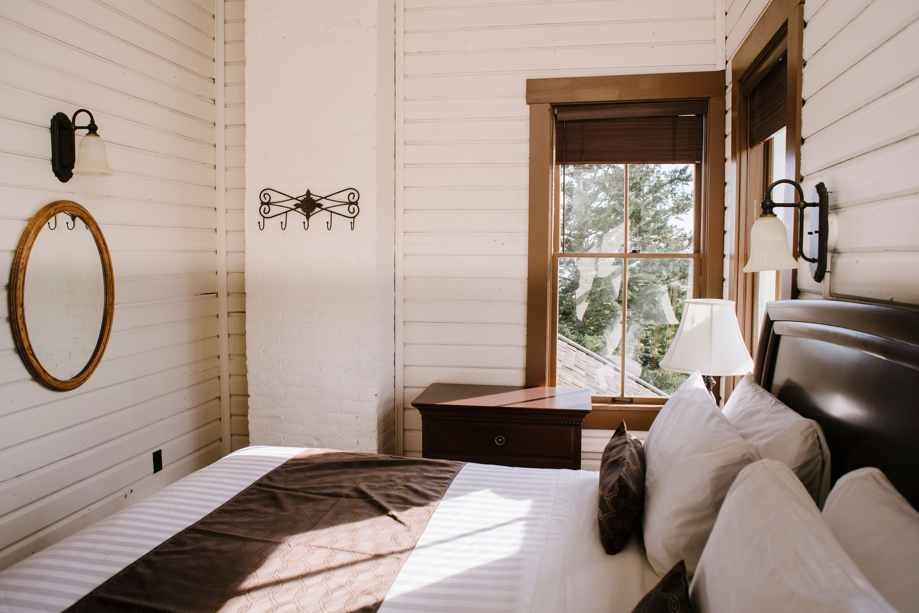 signature cottage, 1 king bed with sofa bed, sea view | premium bedding, individually decorated, individually furnished