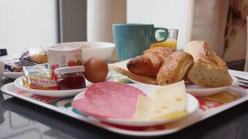 Breakfast meal