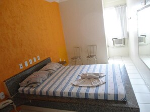 Room - Hotel Piramide Dois de Julho (Salvador)