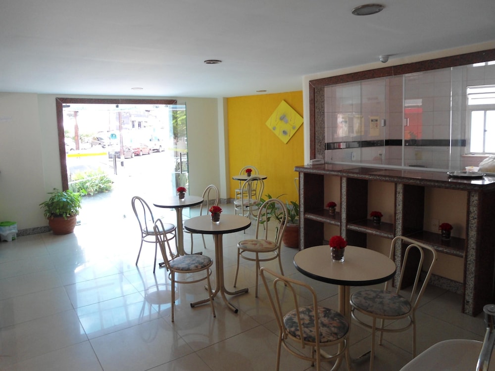 Hotel Pirâmide by null