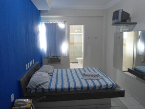 Room - Hotel Piramide Dois de Julho (Salvador)