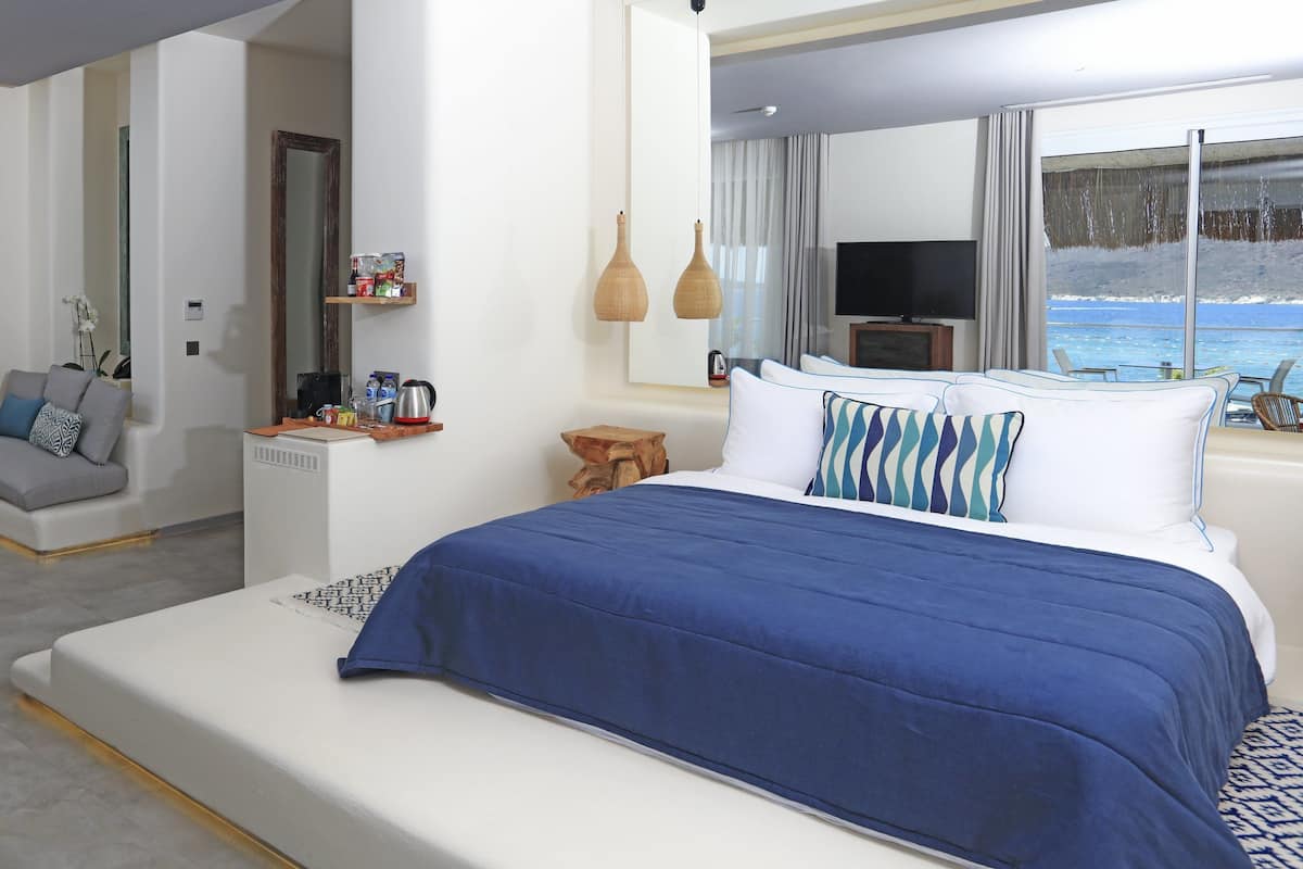 Premium Double Room, Terrace, Sea View | 1 bedroom, minibar, in-room safe, blackout drapes