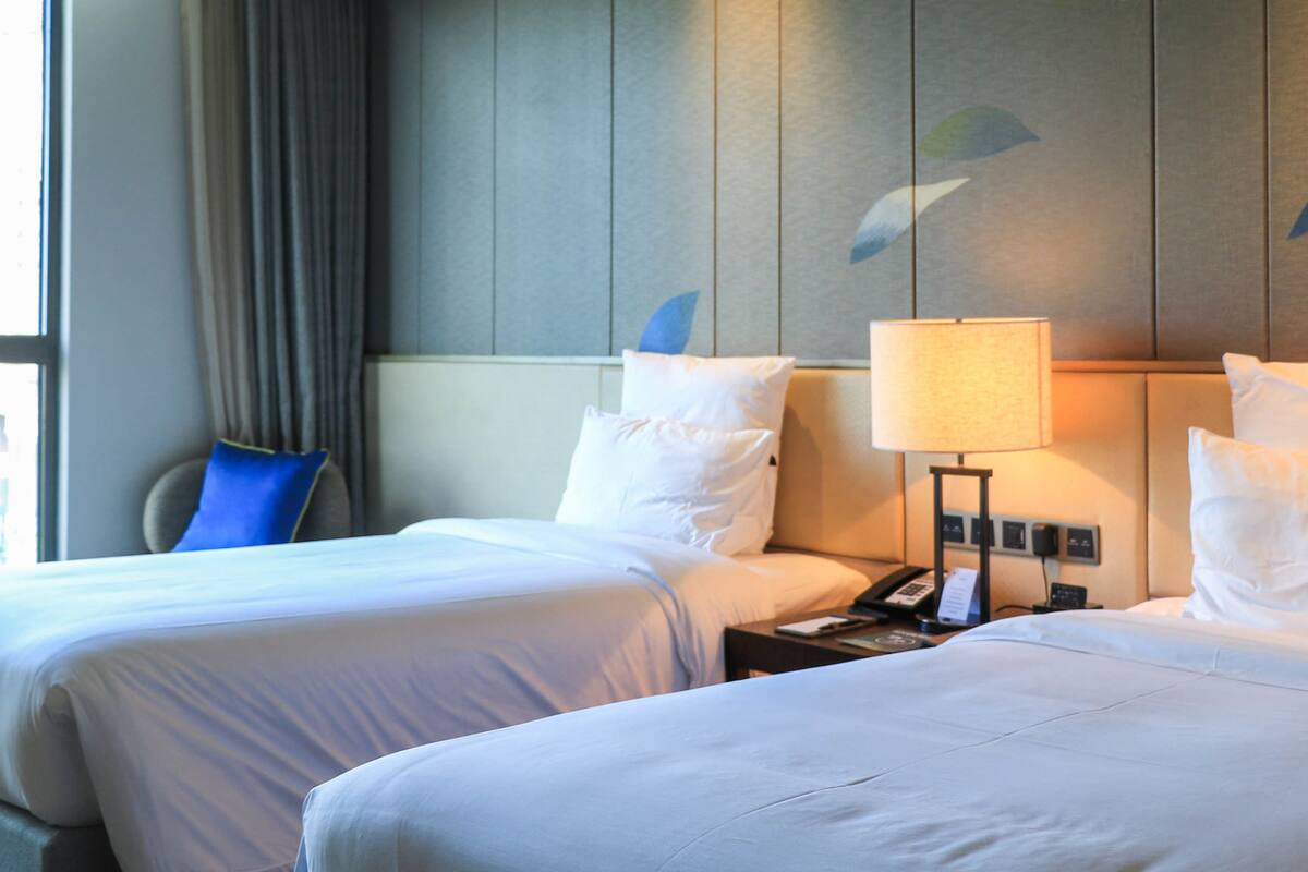 superior room, 2 single beds, city view | 1 bedroom, minibar, in-room safe, desk