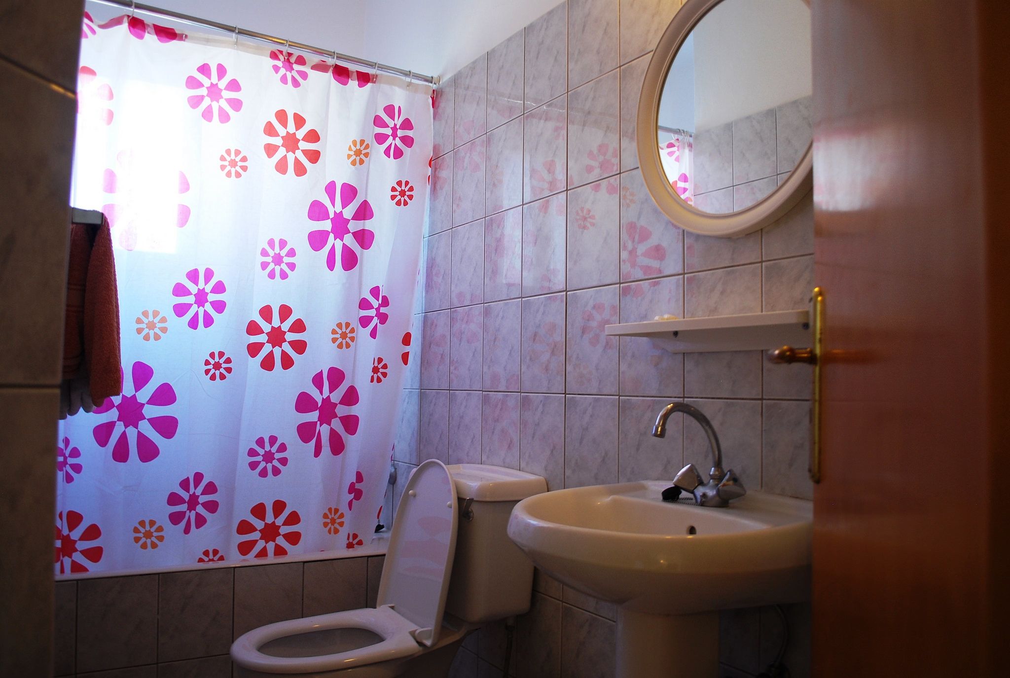 Photo - Georgia Apartments