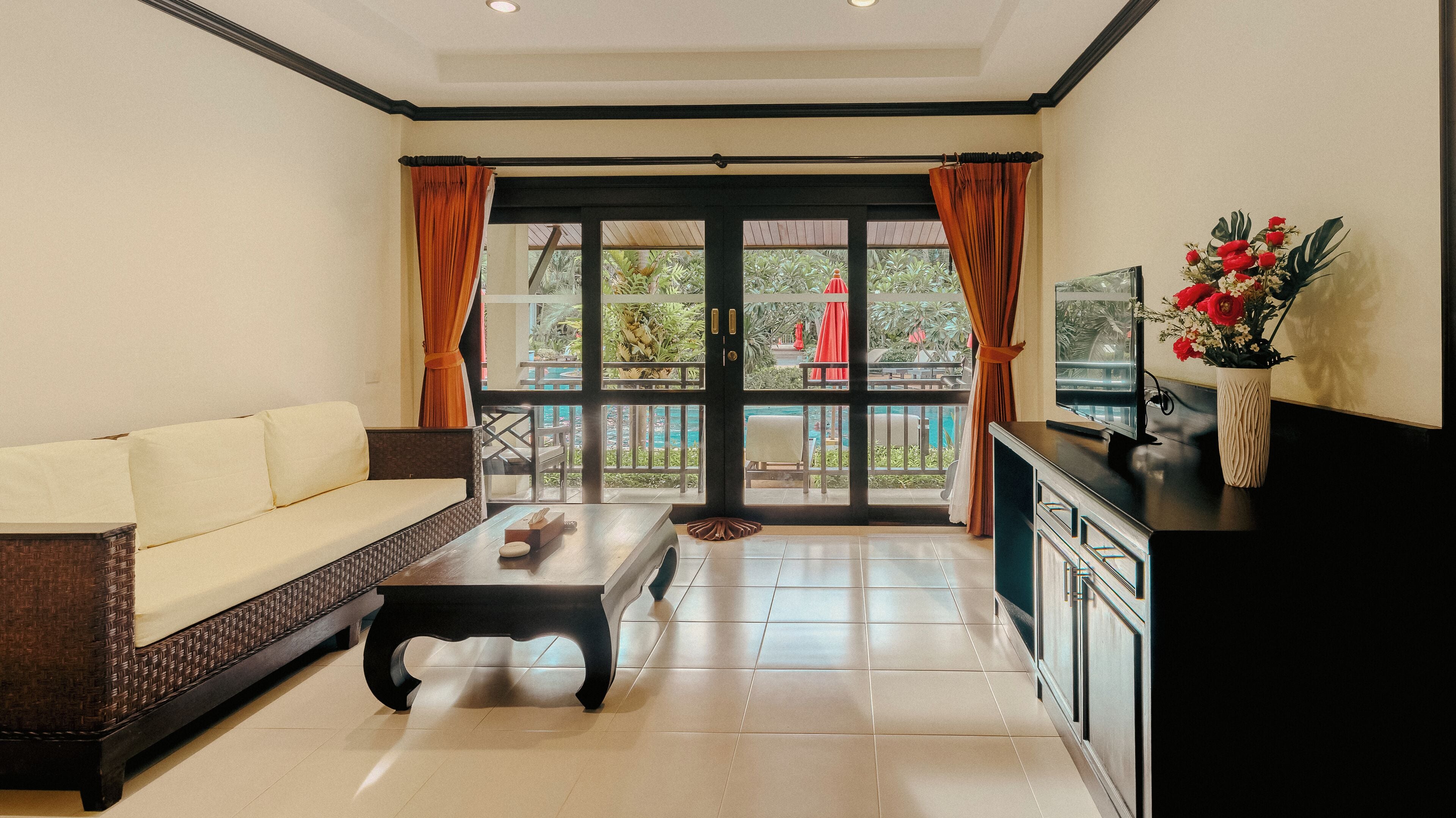 Suite | Living area | LED TV