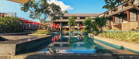 2 outdoor pools, pool umbrellas, sun loungers