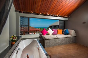 Deluxe Balcony Double or Twin | Öryggishólf í herbergi, straujárn/strauborð, ókeypis þráðlaus nettenging