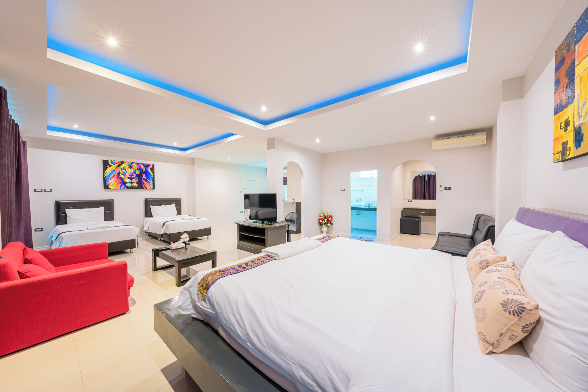 Vila exclusiva | 14 quartos, frigobar, cofres nos quartos, individualmente decorados