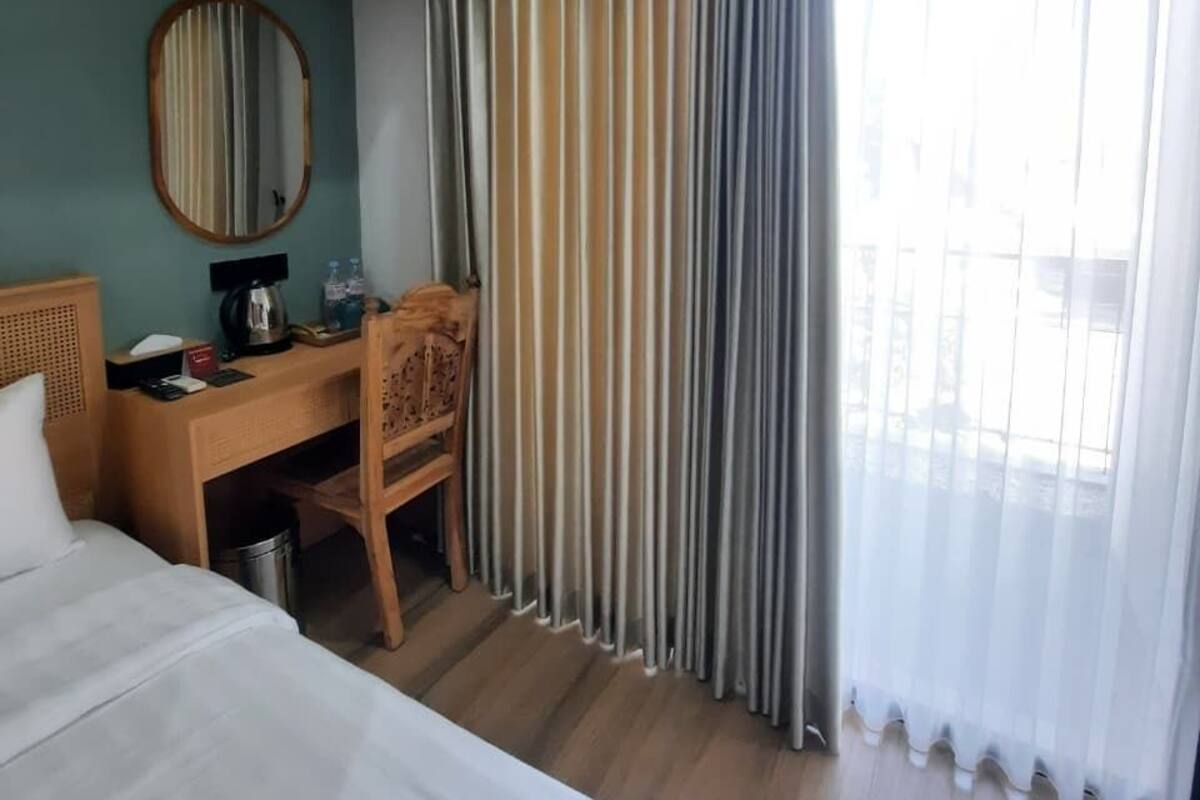 Kamar Standar | Meja kerja, Wi-Fi gratis, dan seprai linen