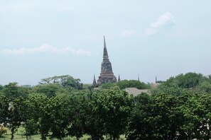 บริเวณภายนอก