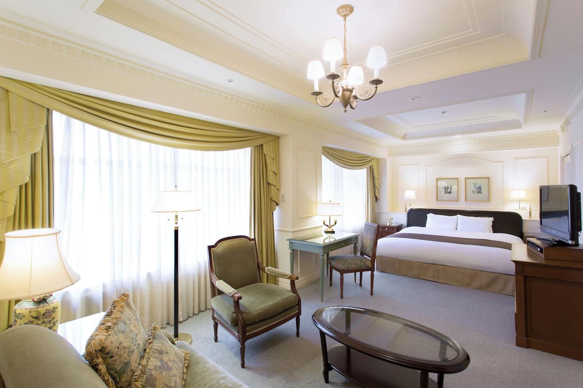 In-room safe, desk, blackout curtains, iron/ironing board