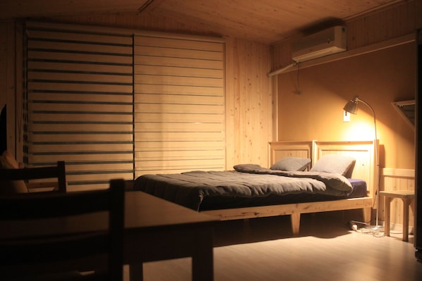 Monolocale, 1 camera da letto, vista mare | Con stile personalizzato, con arredamento individuale, una scrivania