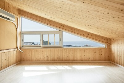 Jeju Sunflower Pension