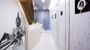 Unclassified image, 3 of 20, button - Sleeplab Hostel (Bangkok)