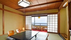 Chambre Tradition, fumeur (Japanese Style, up to 6 guests)